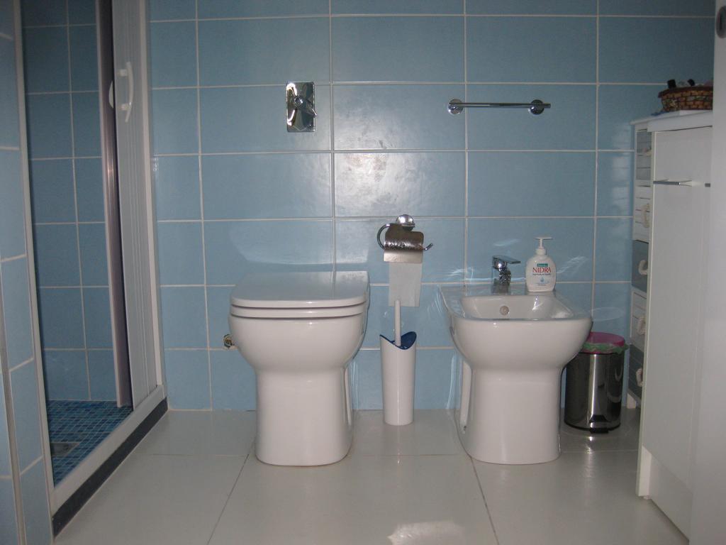 מרינה די רגוזה Casa Vacanze Le Rose חדר תמונה
